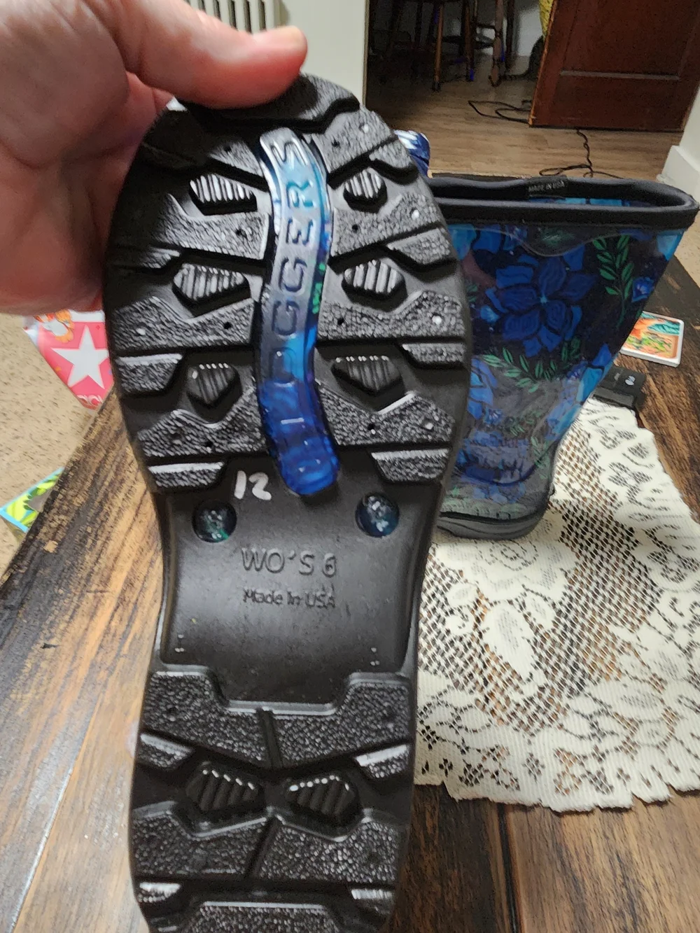 Sloggers Midsummer Blue Floral Rain Boots Size 6 NWOT